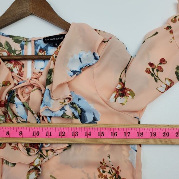 My Michelle Bell Sleeve Ruffle Blouse Size M Floral 3/4 Sleeve Peach Blue Career - Picture 14 of 16